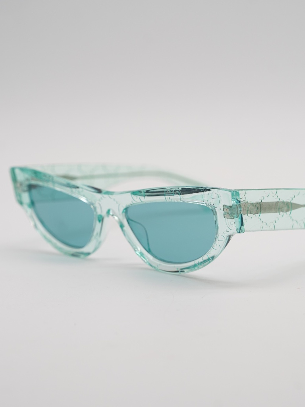 GUCCI Sunglasses Crystal Blue Guccissima GG Motif GG1834S Cat Eye